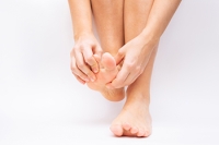 Why the Skin Splits Under the Toes and How to Find Relief